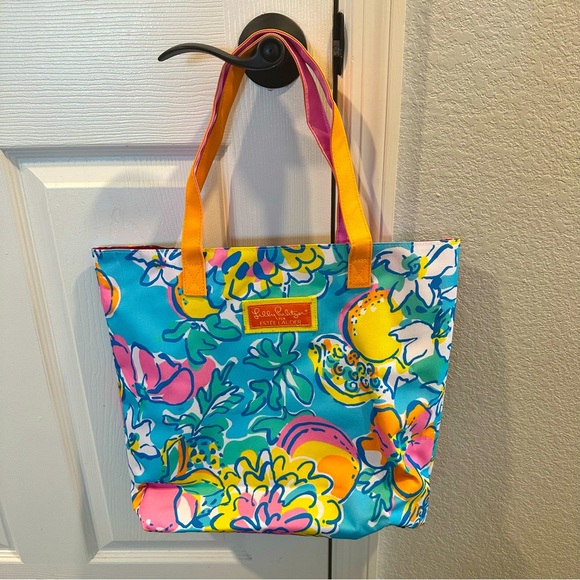Lilly Pulitzer Beach Bag - Picture 1 of 5